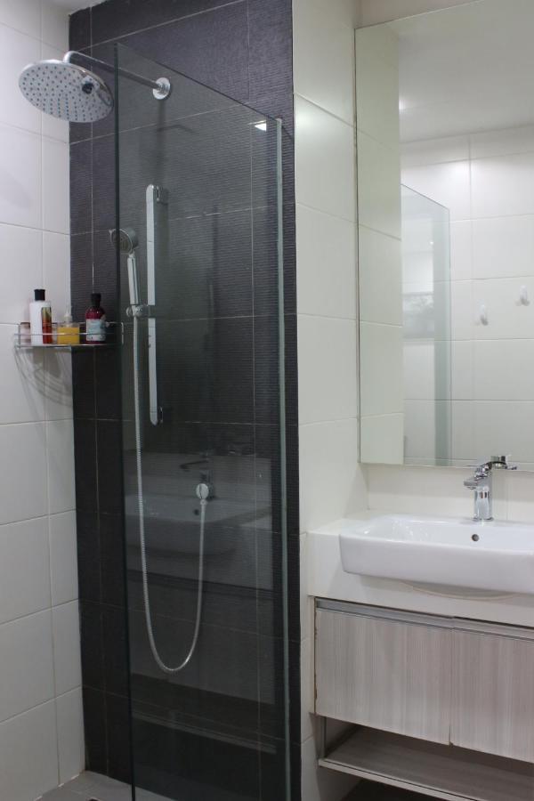 Suasana Suites D'Homestay Jb Town Johor Bahru Exterior foto